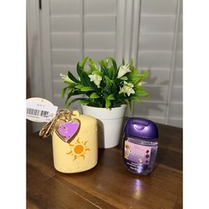 Bath And Body Disney Princess Rapunzel Lantern Charm Gel Pocketbac Holder Set